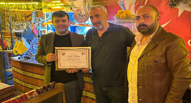 Başkan Mustafa Akdaş’tan Oda Tarihine Geçen Örnek Davranış.. Esnafa Anlamlı Teşekkür