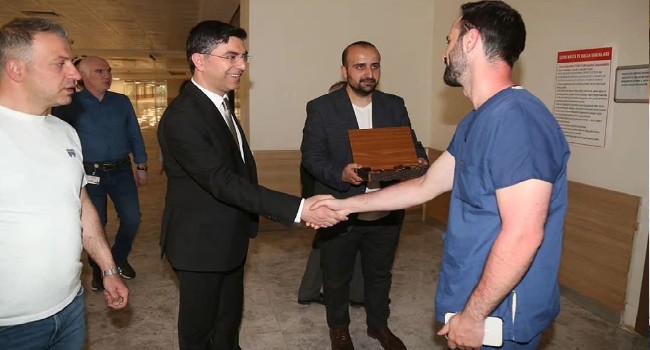 Başhekim Fakirullahoğlu, Bayramda da Sağlık Çalışanlarını Yalnız Bırakmadı